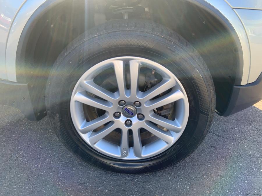 2011 Volvo XC90 3.2 photo