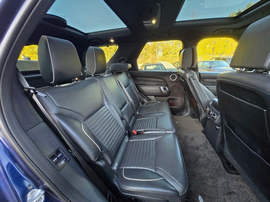 2017 Land Rover Discovery HSE Luxury V6 Supercharged photo