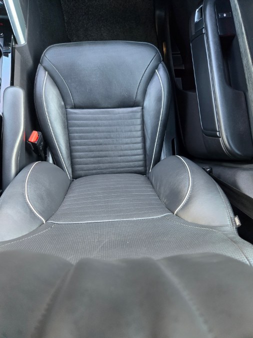 2017 Land Rover Discovery HSE Luxury V6 Supercharged photo