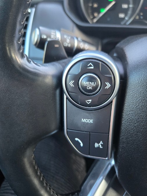 2017 Land Rover Discovery HSE Luxury V6 Supercharged photo