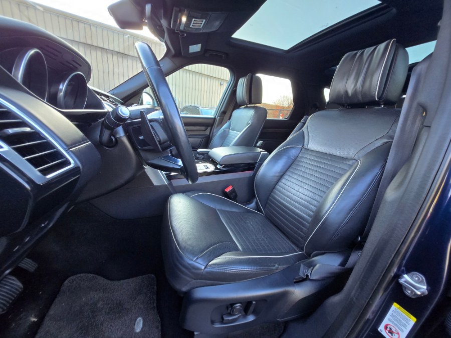 2017 Land Rover Discovery HSE Luxury V6 Supercharged photo
