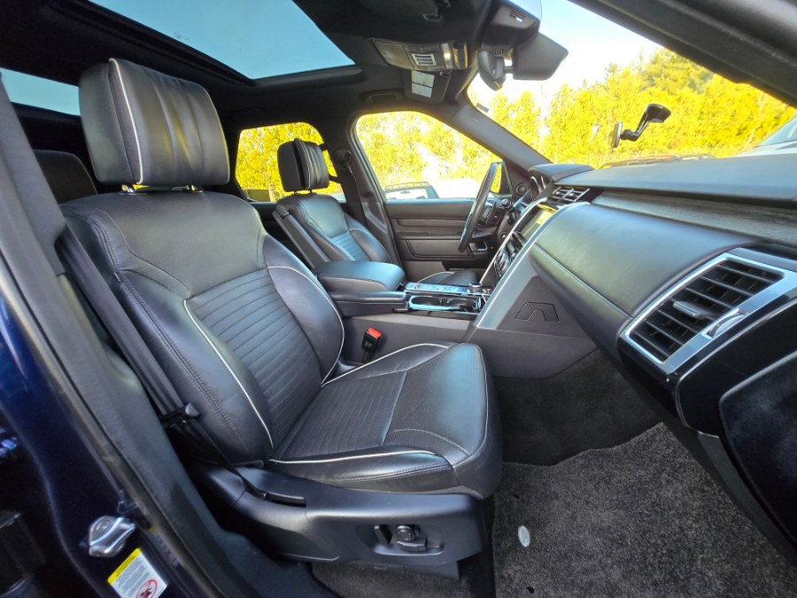 2017 Land Rover Discovery HSE Luxury V6 Supercharged photo