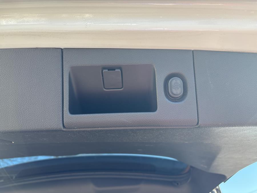 2016 Cadillac Escalade 4WD 4dr Luxury Collection photo