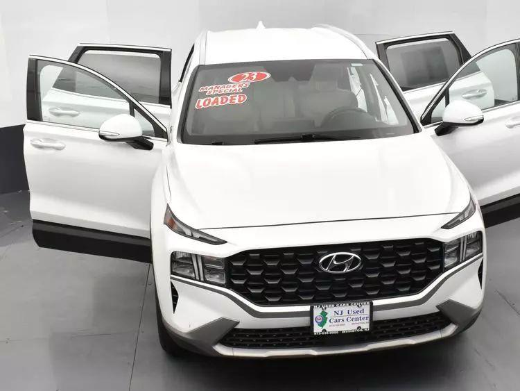 2023 Hyundai Santa Fe SEL Sport Utility 4D photo