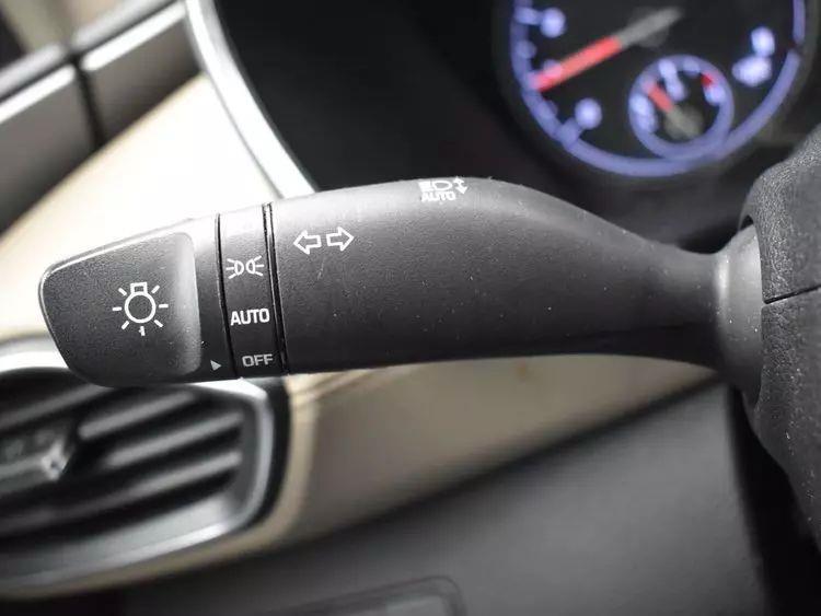 2023 Hyundai Santa Fe SEL Sport Utility 4D photo