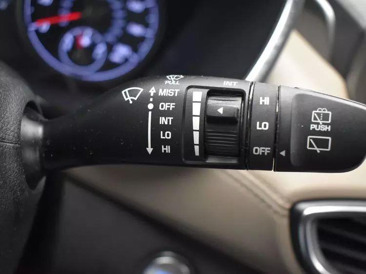 2023 Hyundai Santa Fe SEL Sport Utility 4D photo