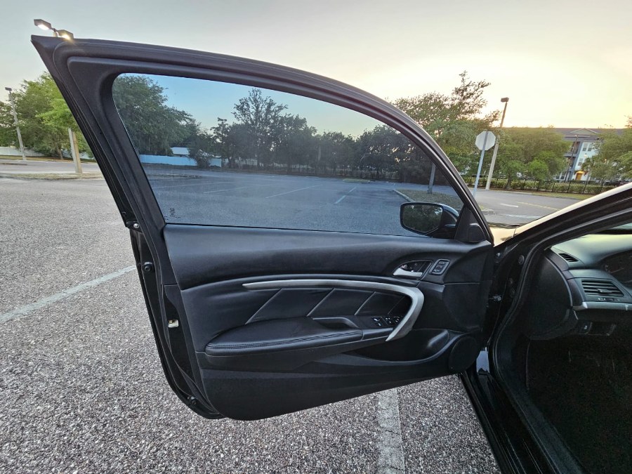 2012 Honda Accord EX-L V6 photo