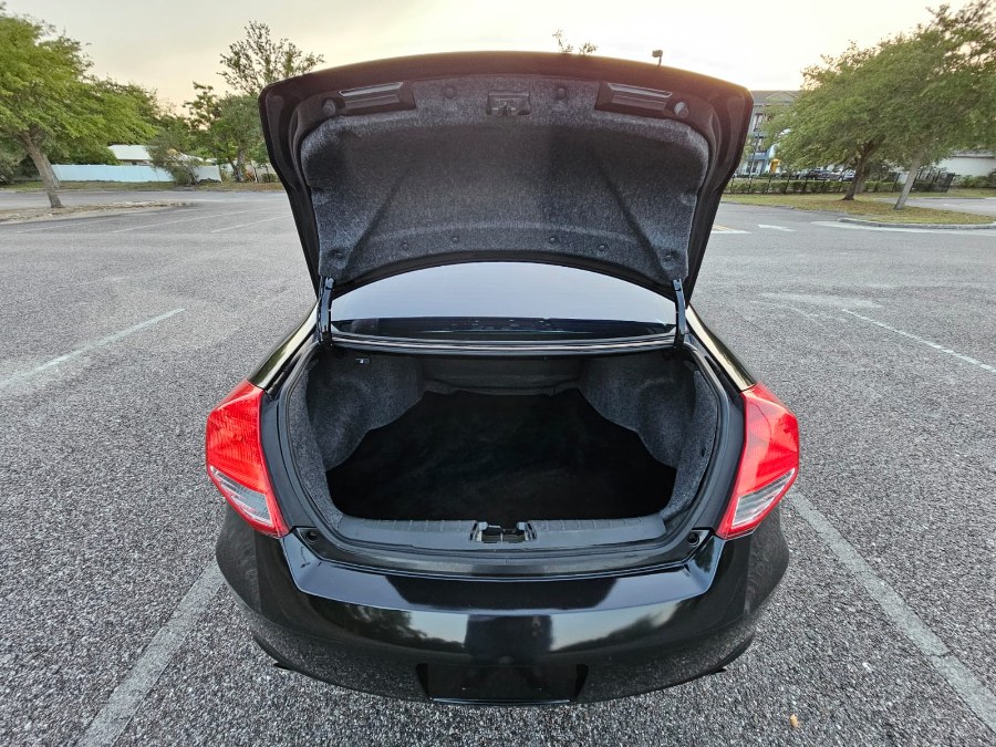 2012 Honda Accord EX-L V6 photo