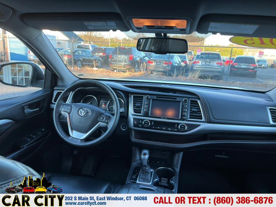 2015 Toyota Highlander AWD 4dr V6 XLE (Natl) photo