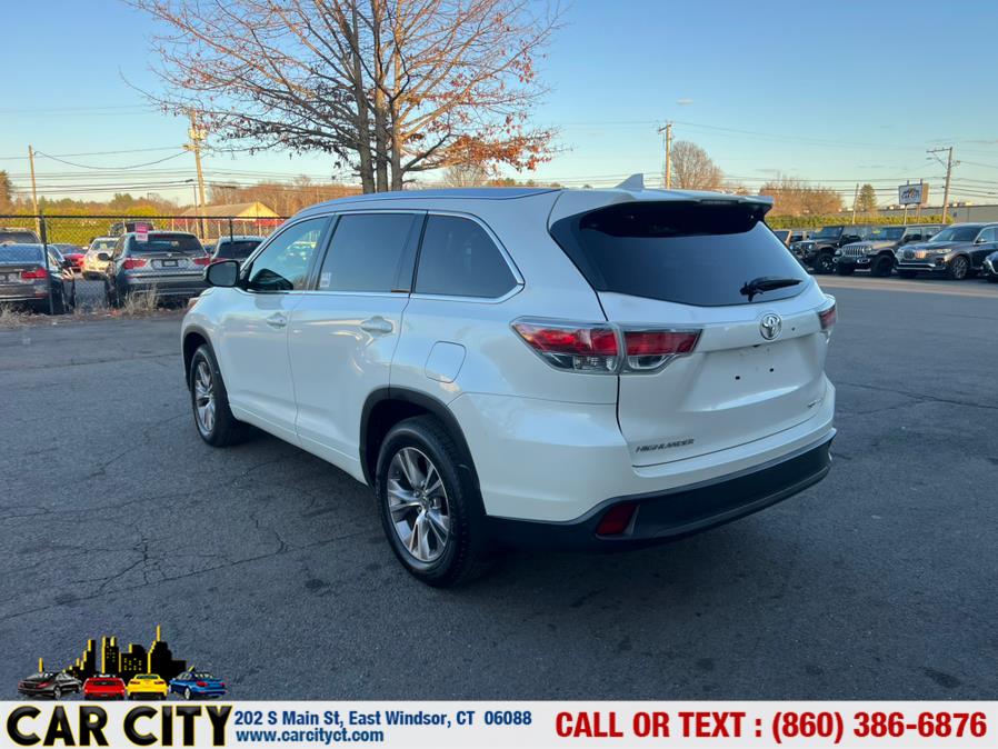 2015 Toyota Highlander AWD 4dr V6 XLE (Natl) photo