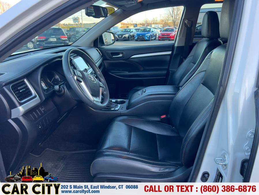 2015 Toyota Highlander AWD 4dr V6 XLE (Natl) photo