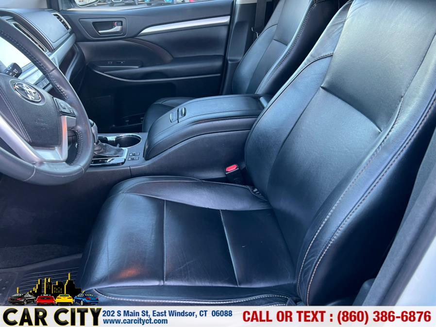 2015 Toyota Highlander AWD 4dr V6 XLE (Natl) photo