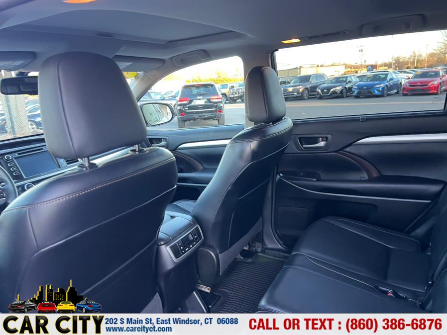 2015 Toyota Highlander AWD 4dr V6 XLE (Natl) photo
