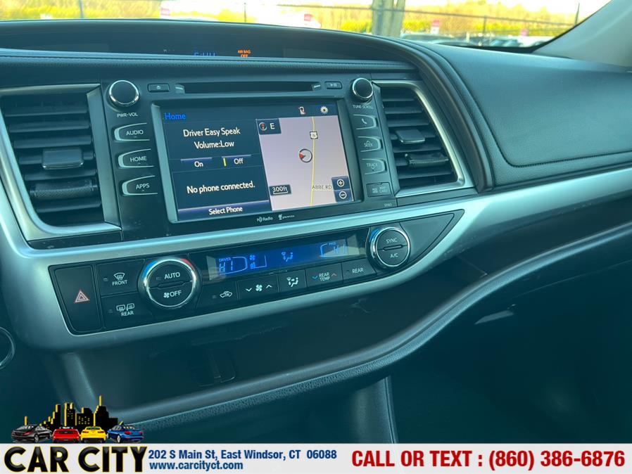 2015 Toyota Highlander AWD 4dr V6 XLE (Natl) photo