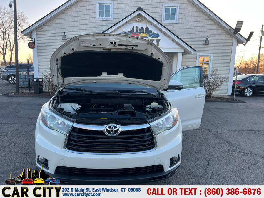 2015 Toyota Highlander AWD 4dr V6 XLE (Natl) photo