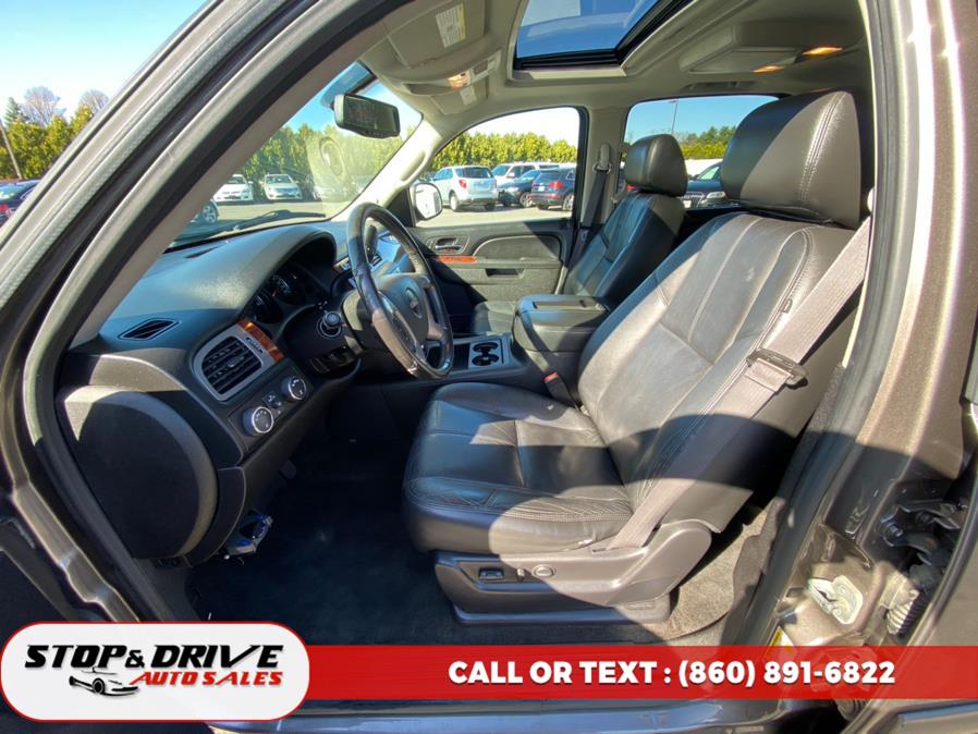 2013 GMC Yukon XL SLT 1500 photo