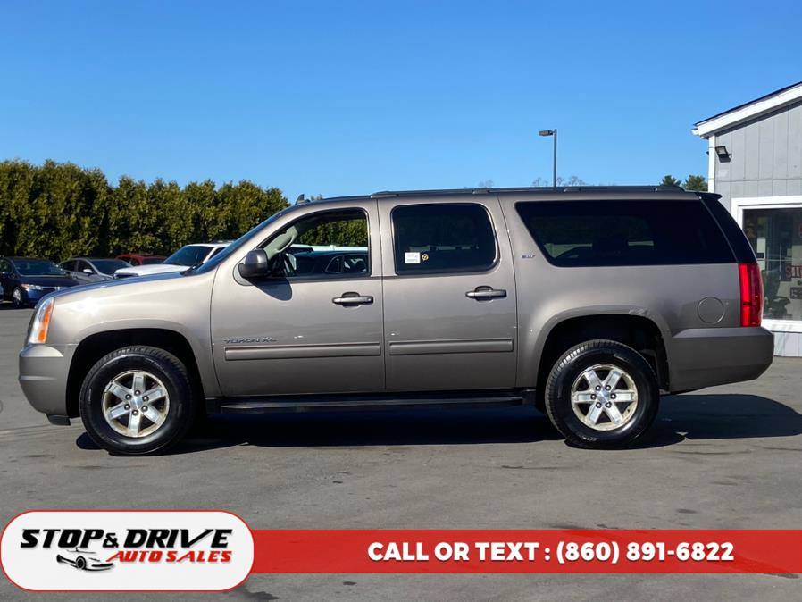 2013 GMC Yukon XL SLT 1500 photo