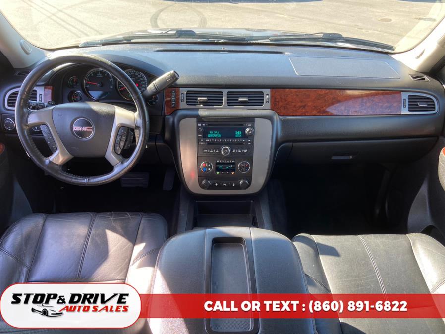 2013 GMC Yukon XL SLT 1500 photo