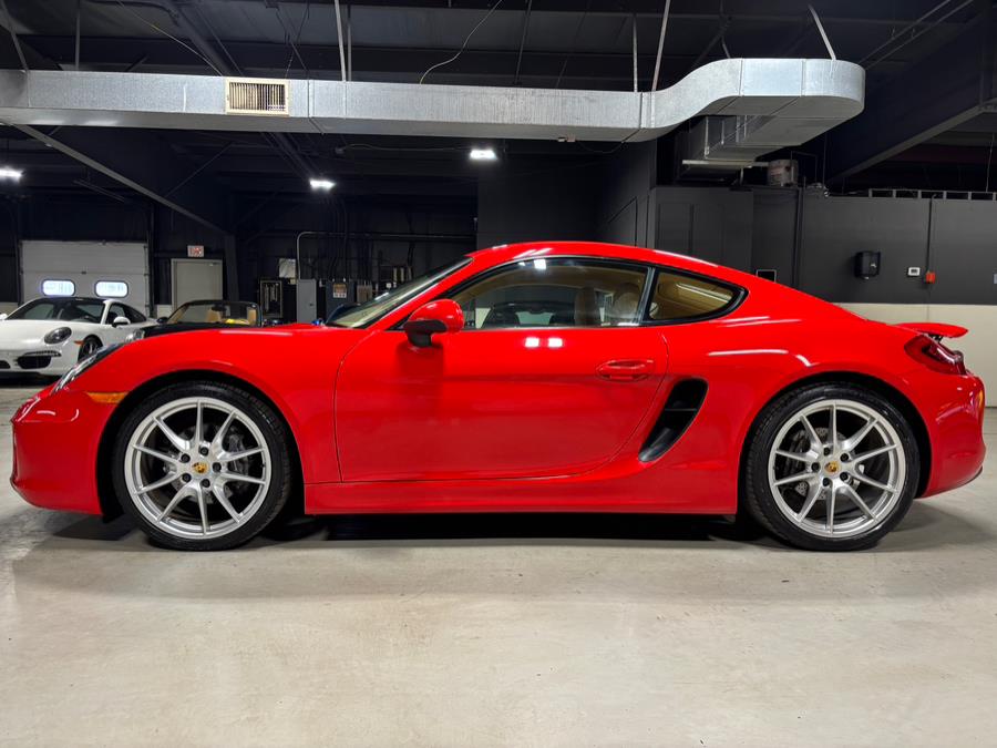 2016 Porsche Cayman 2dr Cpe photo