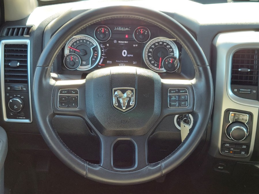 2016 RAM 1500 4WD Crew Cab 140.5