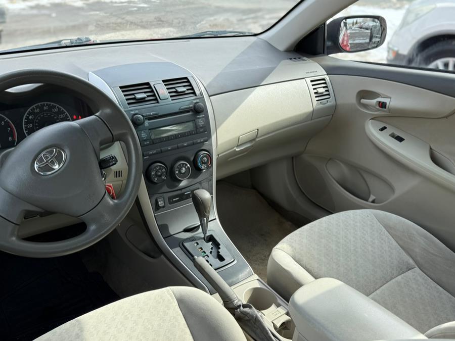 2009 Toyota Corolla LE photo