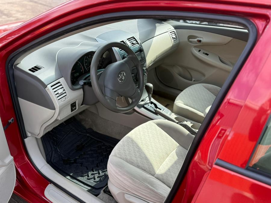 2009 Toyota Corolla LE photo