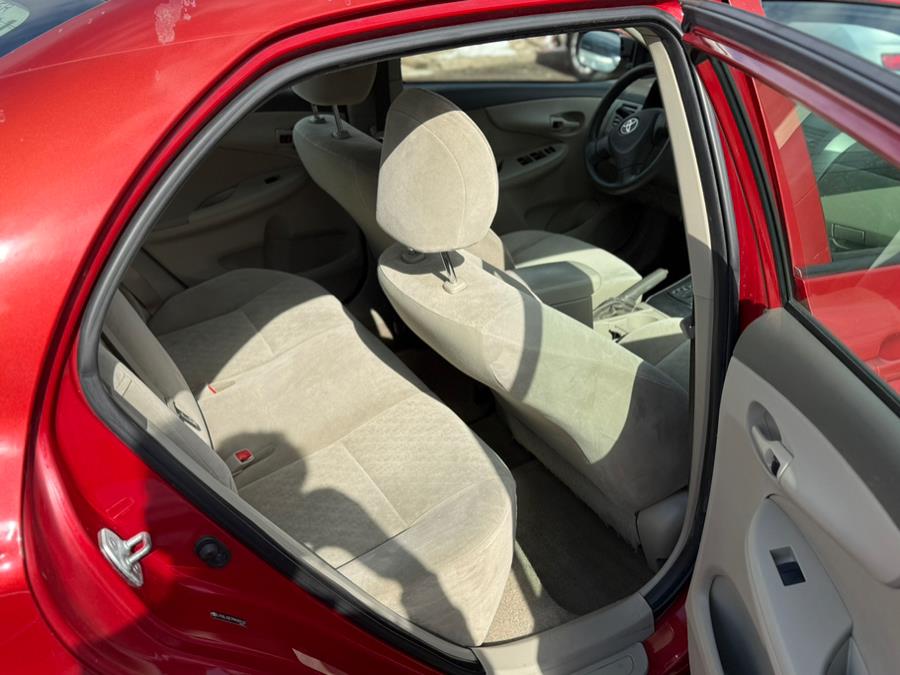 2009 Toyota Corolla LE photo