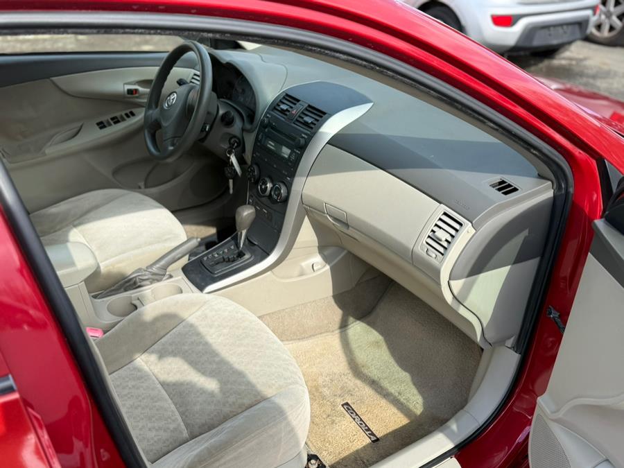 2009 Toyota Corolla LE photo