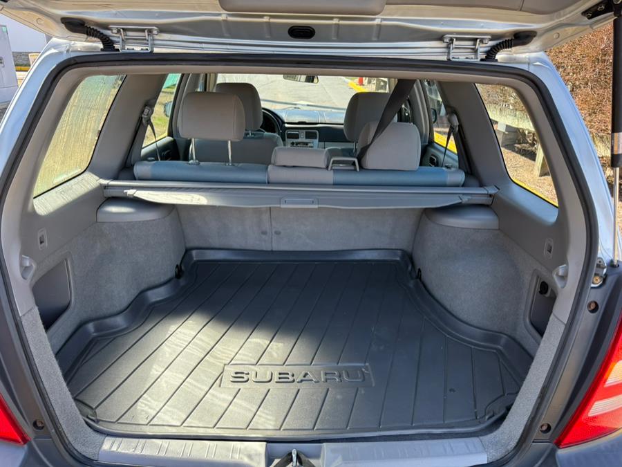 2005 Subaru Forester X photo