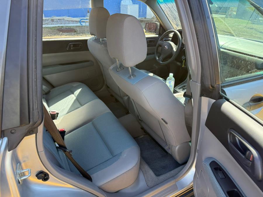 2005 Subaru Forester X photo