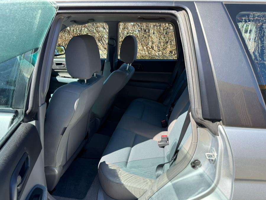 2005 Subaru Forester X photo
