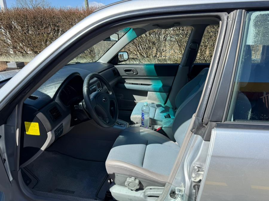 2005 Subaru Forester X photo