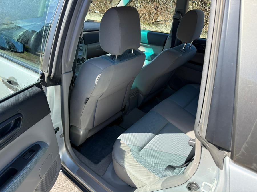 2005 Subaru Forester X photo