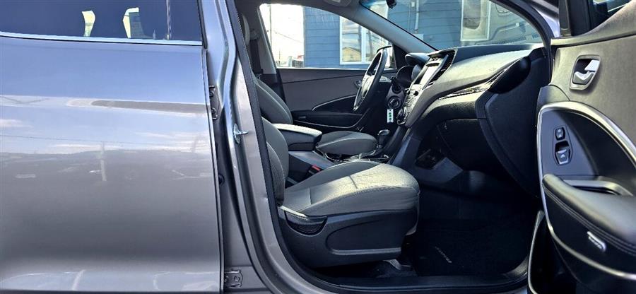 2017 Hyundai Santa Fe Sport 2.4L Auto AWD photo