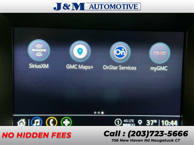 2023 GMC Terrain SLT photo