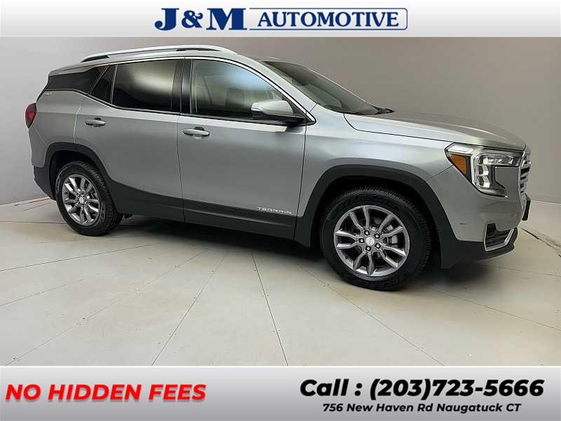 2023 GMC Terrain SLT photo