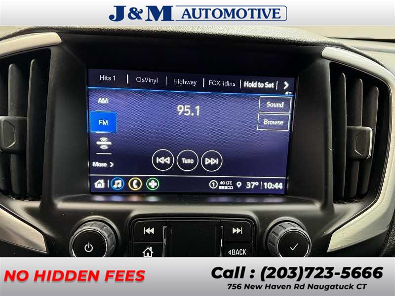 2023 GMC Terrain SLT photo