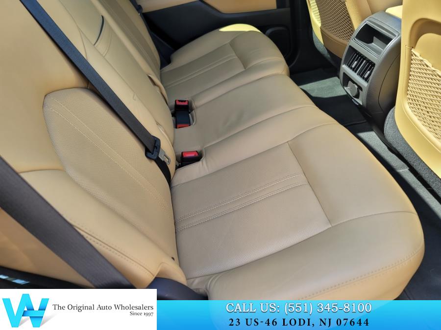 2014 Cadillac SRX Luxury Collection photo