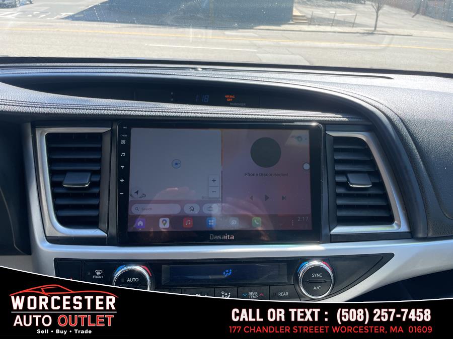 2016 Toyota Highlander AWD 4dr V6 LE (Natl) photo