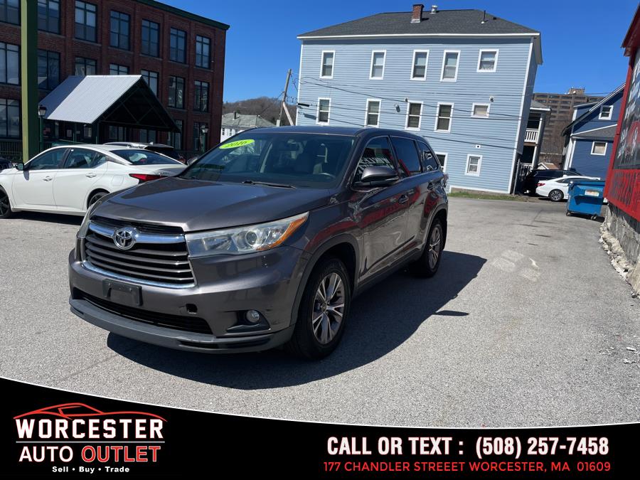 2016 Toyota Highlander AWD 4dr V6 LE (Natl) photo