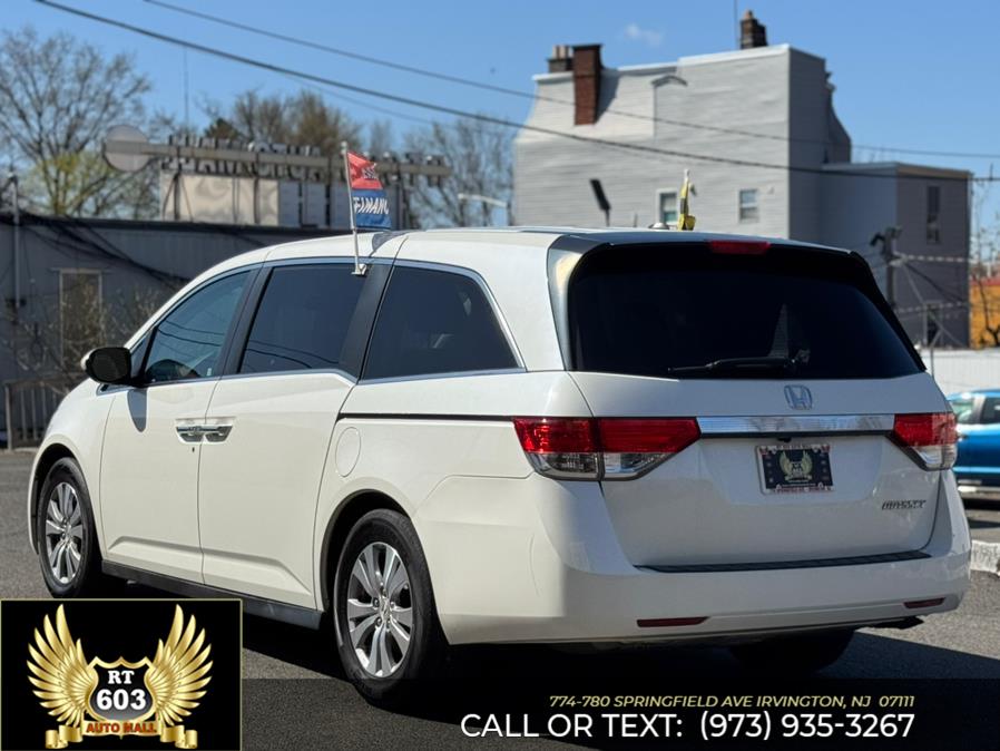2016 Honda Odyssey 5dr EX-L photo