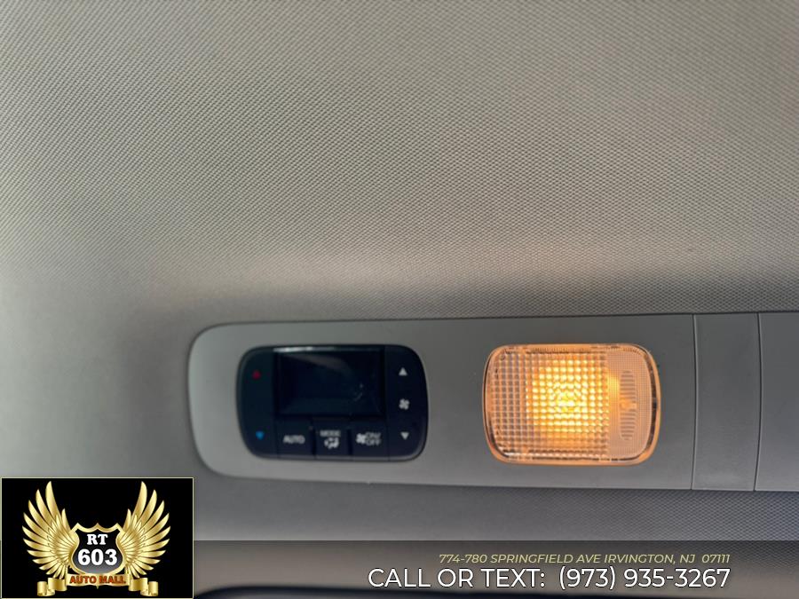 2016 Honda Odyssey 5dr EX-L photo