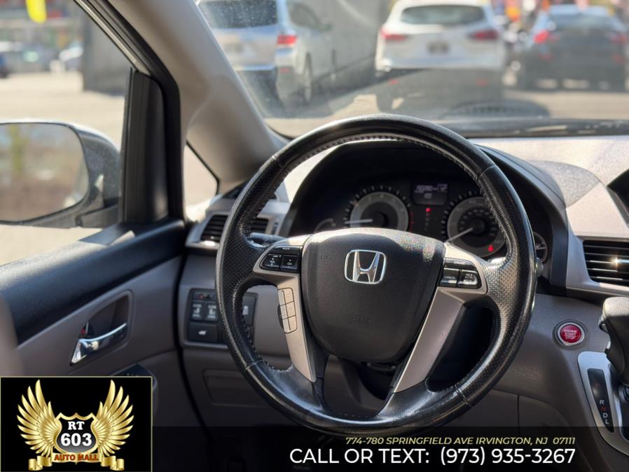 2016 Honda Odyssey 5dr EX-L photo