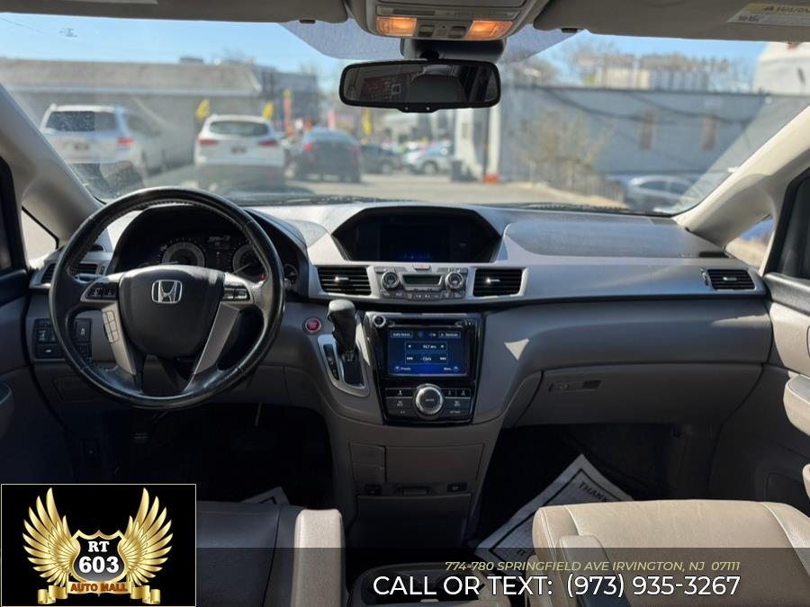 2016 Honda Odyssey 5dr EX-L photo