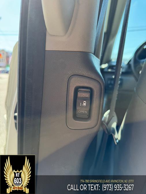 2016 Honda Odyssey 5dr EX-L photo