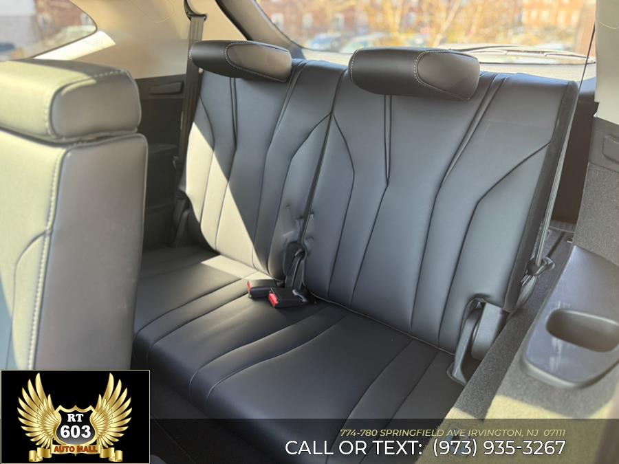 2023 Acura MDX SH-AWD w/Technology Package photo