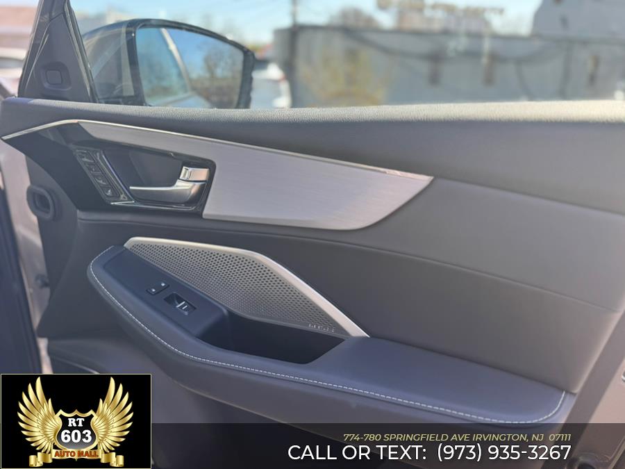 2023 Acura MDX SH-AWD w/Technology Package photo