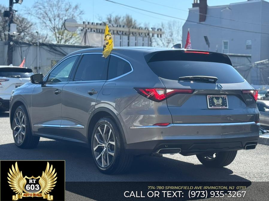 2023 Acura MDX SH-AWD w/Technology Package photo