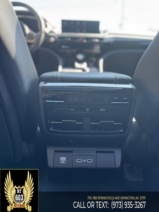 2023 Acura MDX SH-AWD w/Technology Package photo