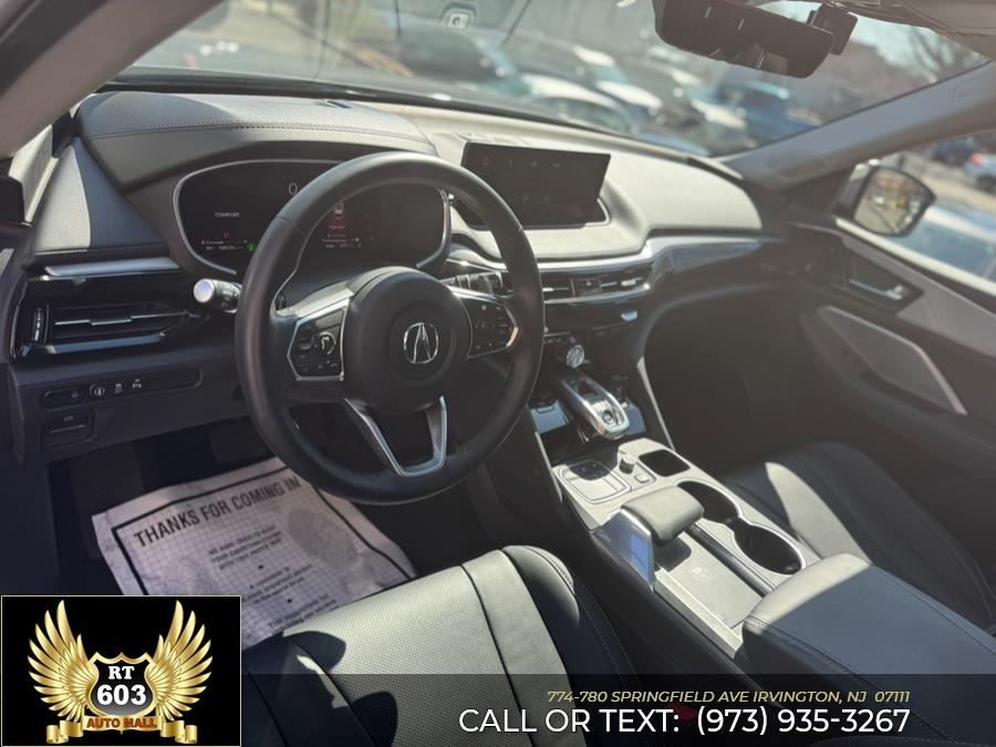 2023 Acura MDX SH-AWD w/Technology Package photo
